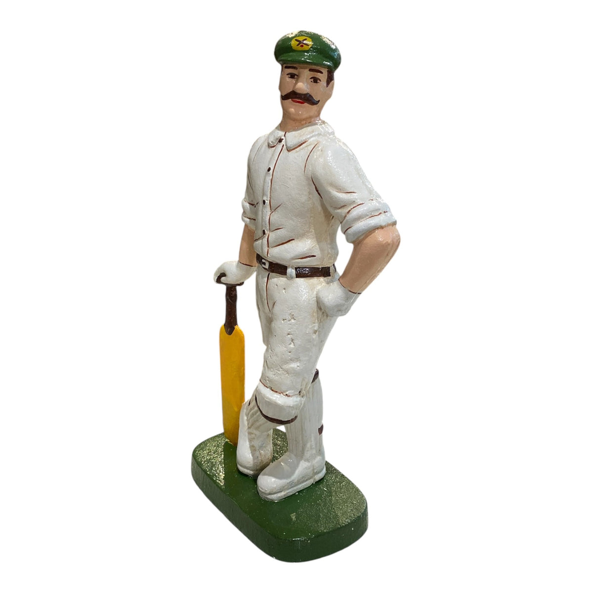 Cricketer Cast Iron - White