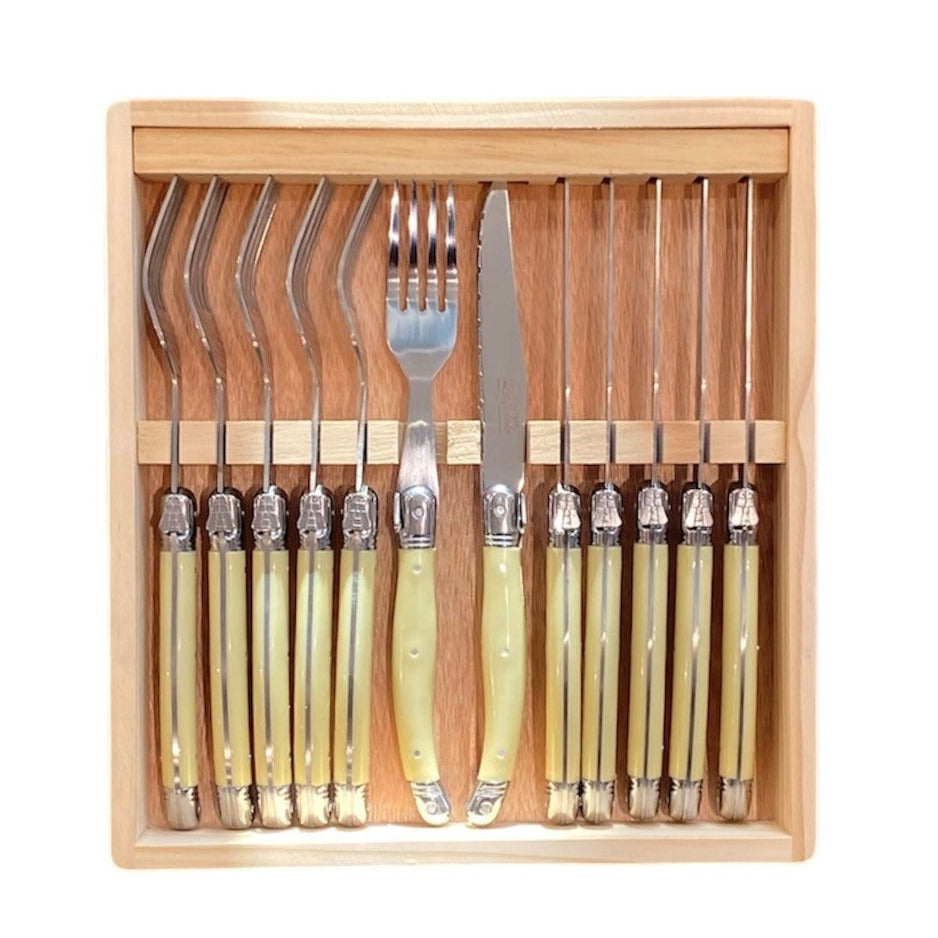 12 Piece Laguiloe Steak Knife Set